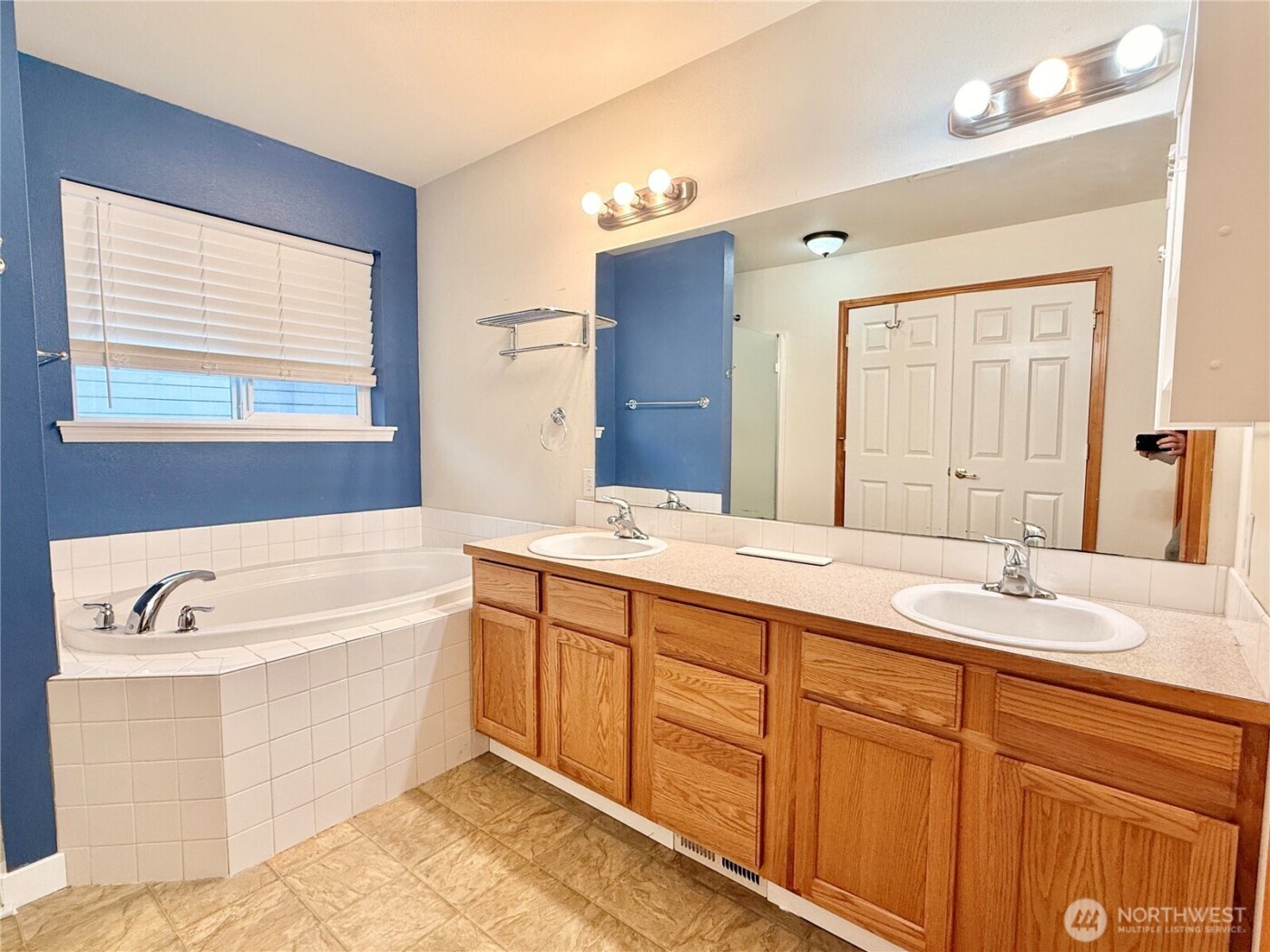 736 G Street SW, Tumwater, WA 98512