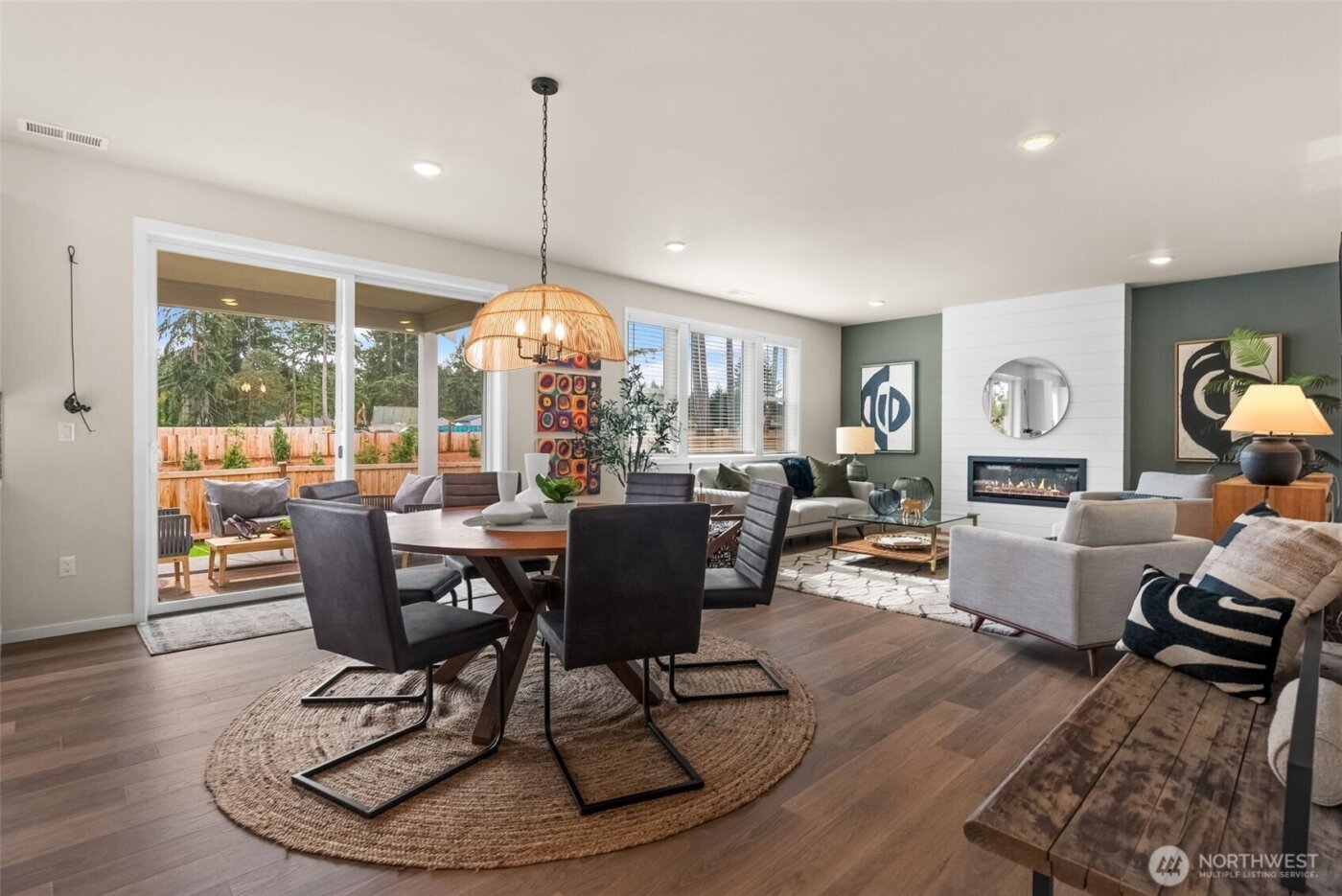 18223 37th Avenue E, Tacoma, WA 98446