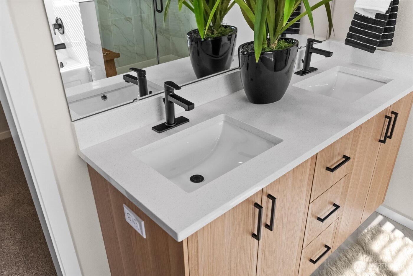 18223 37th Avenue E, Tacoma, WA 98446