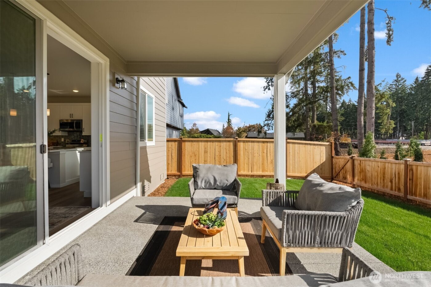 18223 37th Avenue E, Tacoma, WA 98446