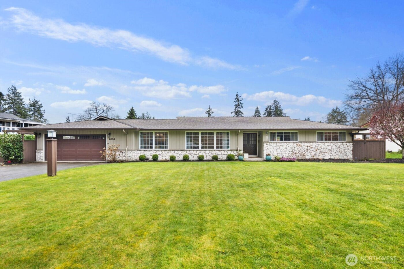 8008 Garnet Lane SW, Lakewood, WA 98498