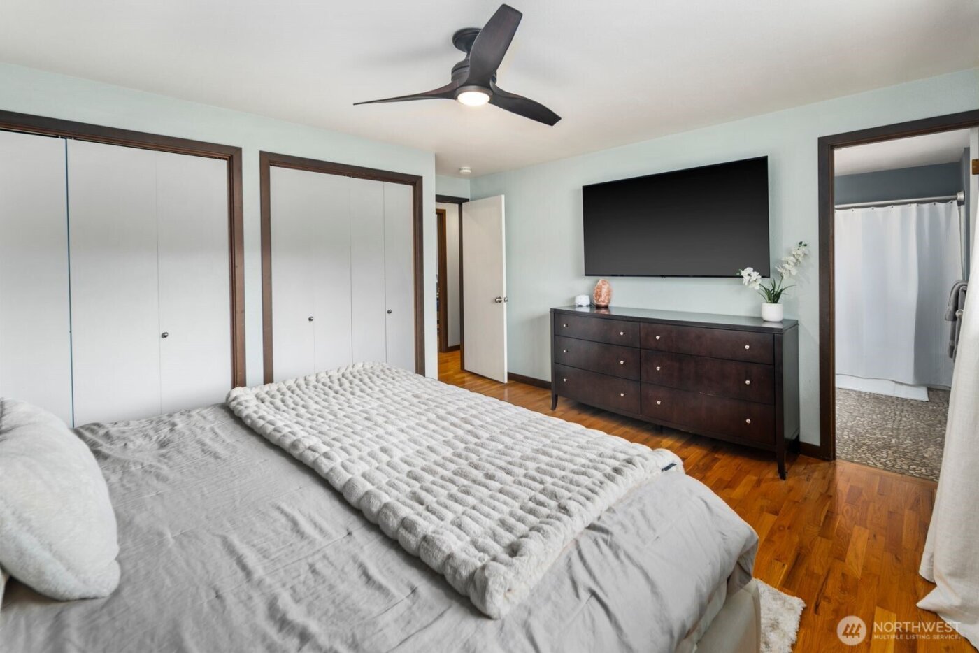 8008 Garnet Lane SW, Lakewood, WA 98498