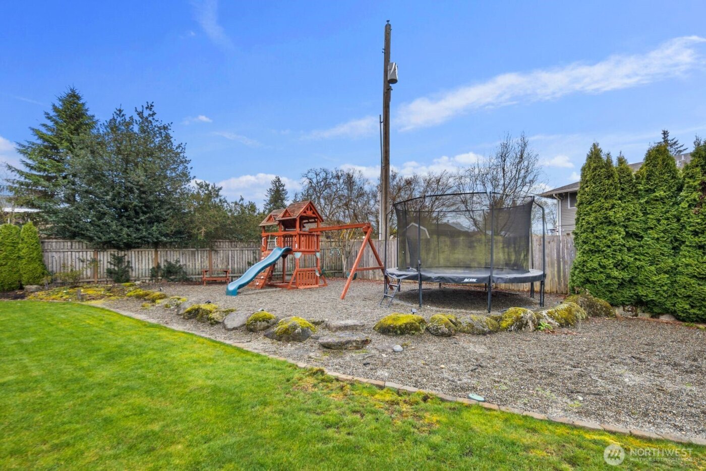 8008 Garnet Lane SW, Lakewood, WA 98498