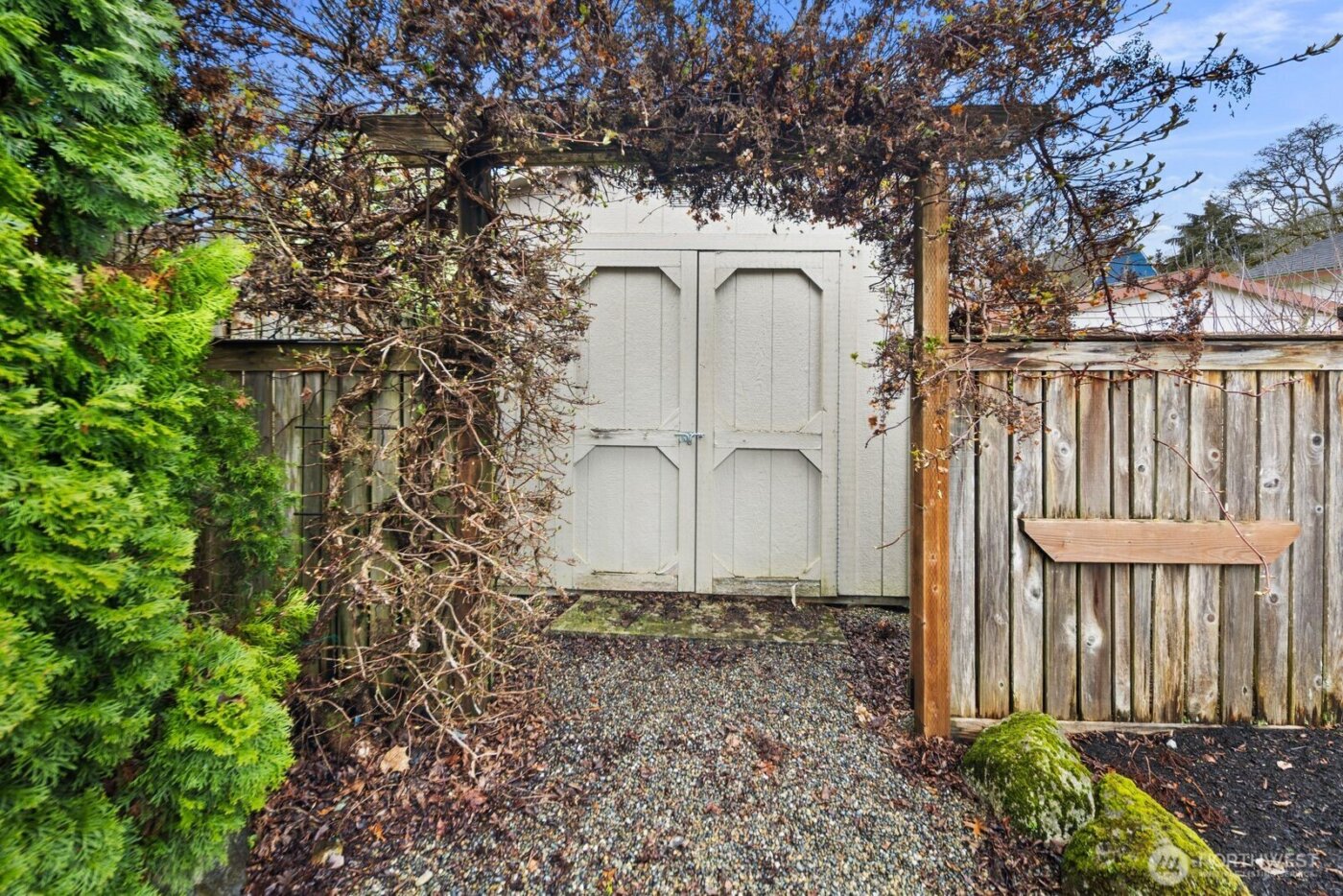 8008 Garnet Lane SW, Lakewood, WA 98498