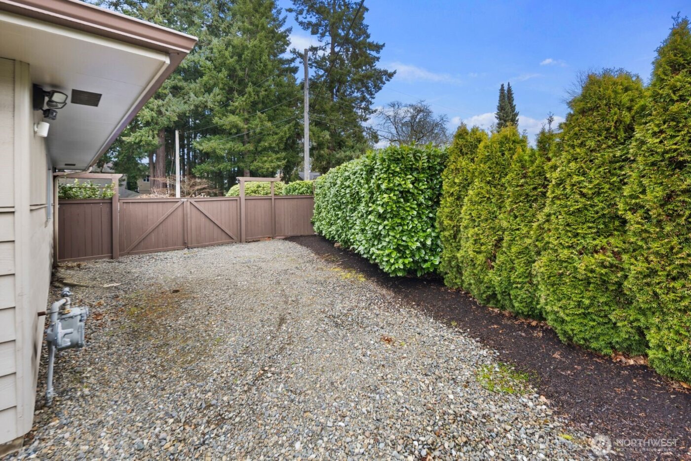 8008 Garnet Lane SW, Lakewood, WA 98498