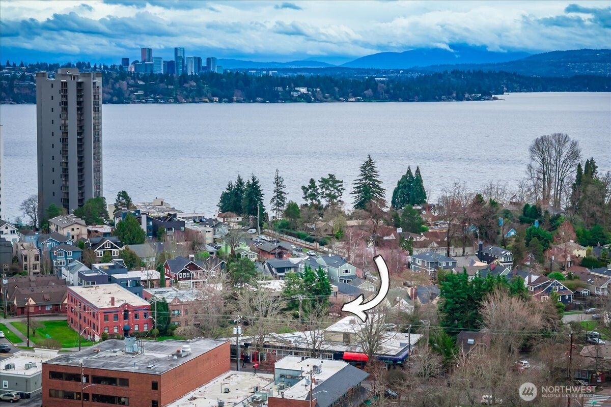 1616 41st Avenue E #101, Seattle, WA 98112