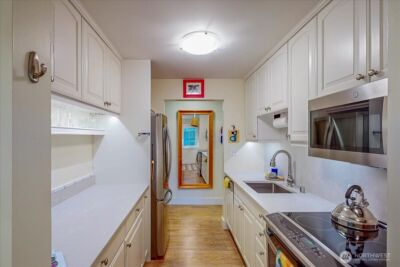 1616 41st Avenue E #101, Seattle, WA 98112 - Photo 6