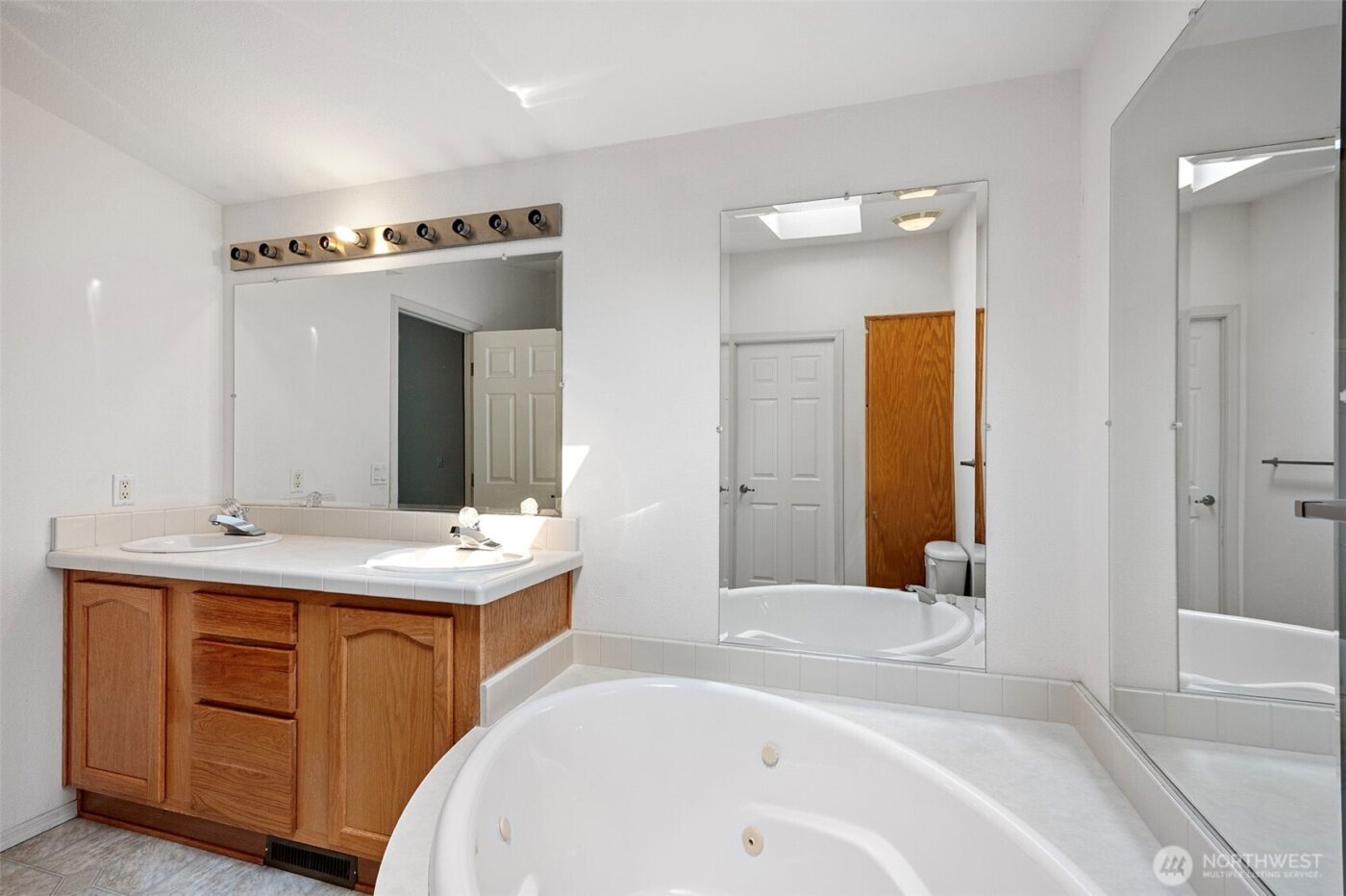 10088 Fairview Boulevard SW, Port Orchard, WA 98367