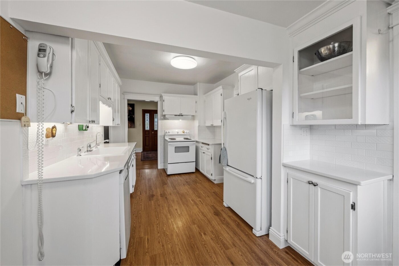 2520 Locust Avenue W, University Place, WA 98466