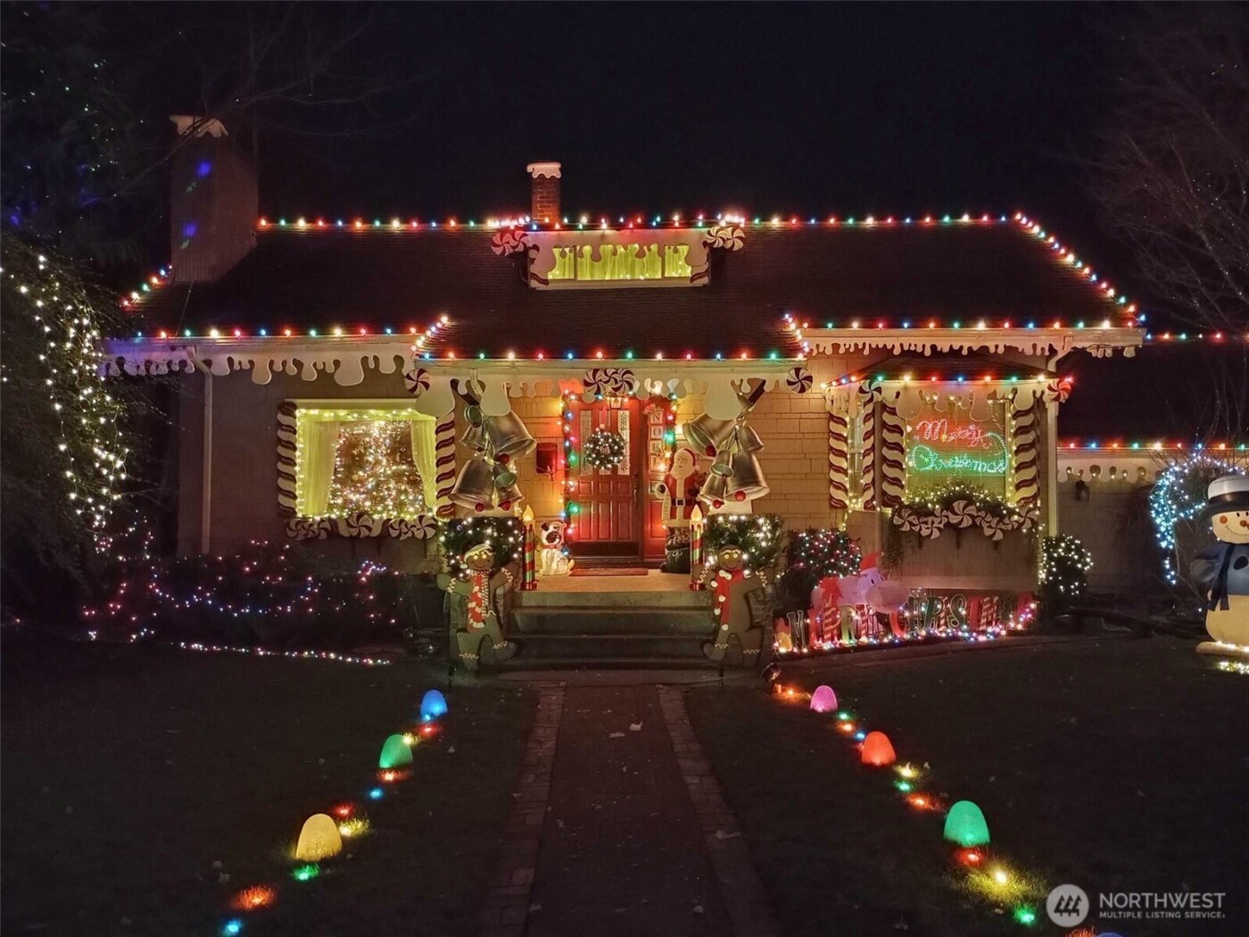 2520 Locust Avenue W, University Place, WA 98466