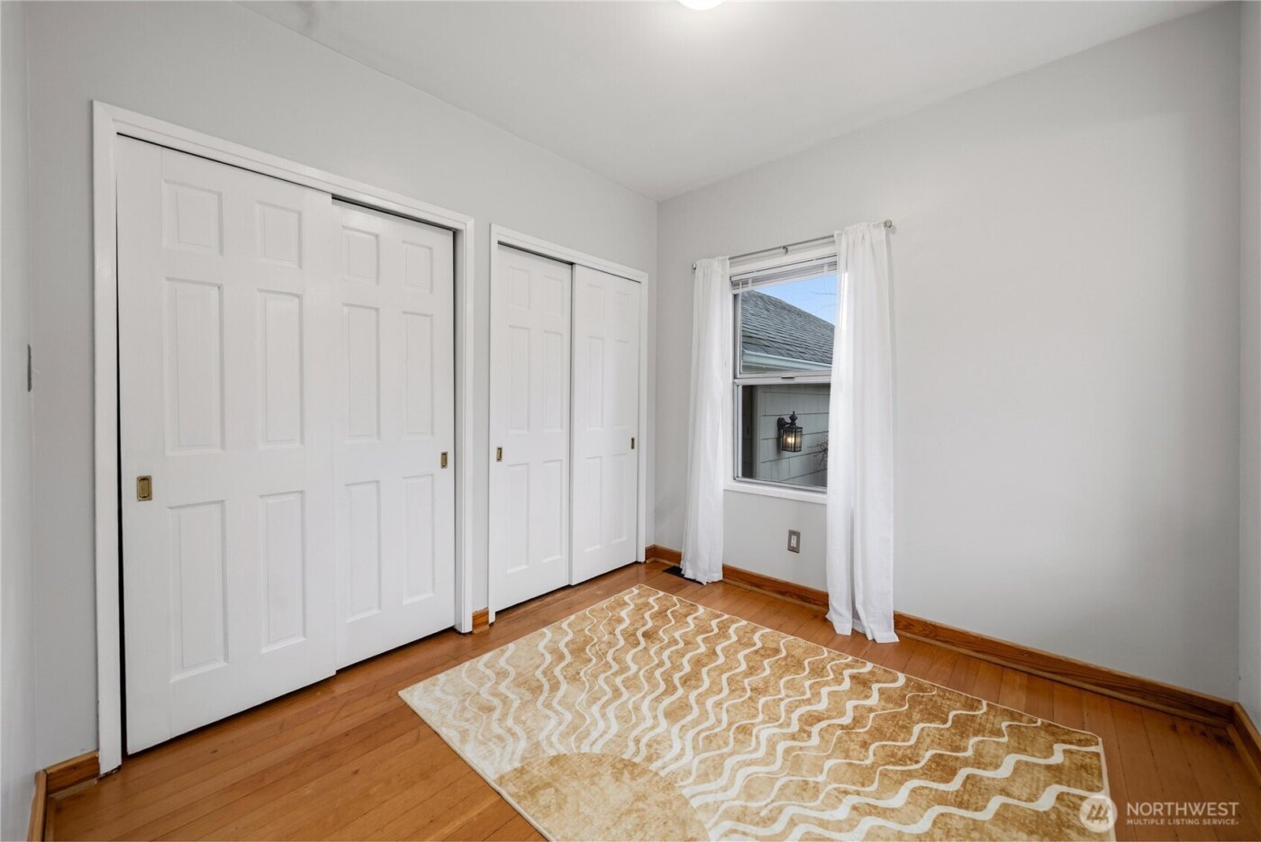 2520 Locust Avenue W, University Place, WA 98466