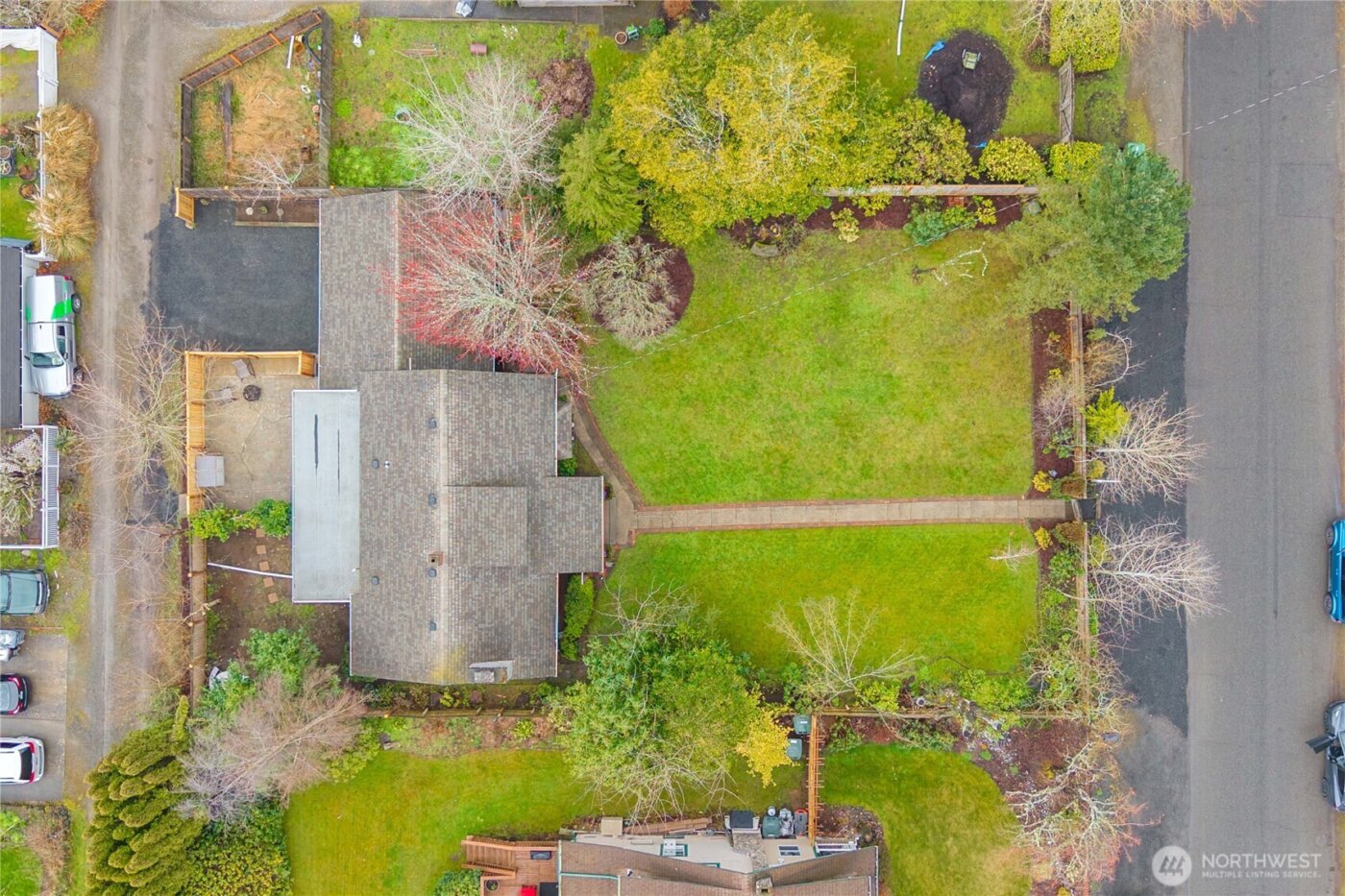 2520 Locust Avenue W, University Place, WA 98466