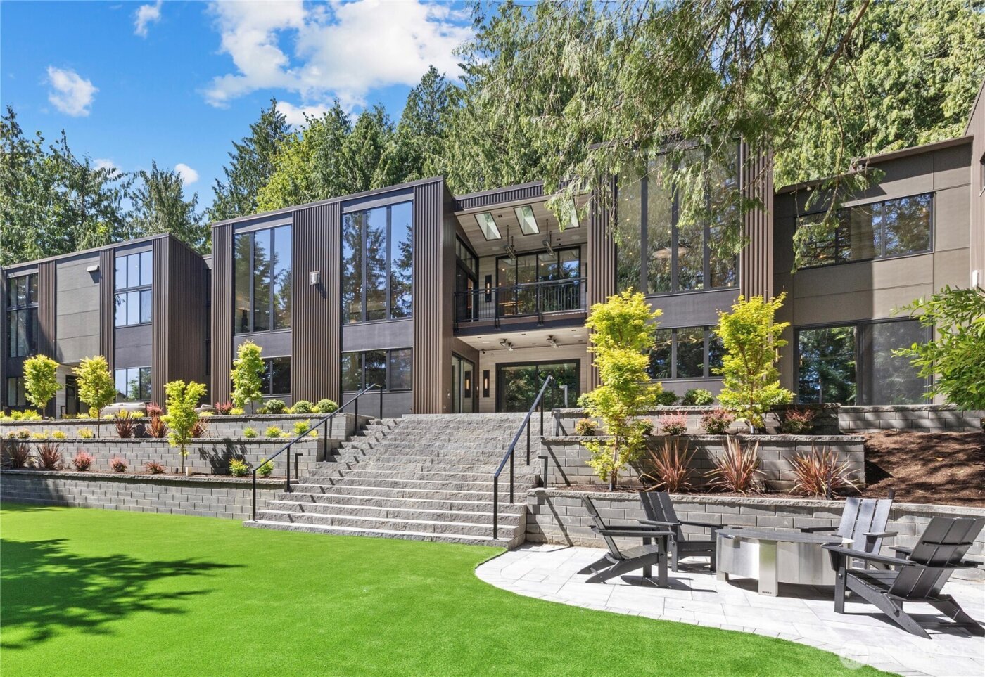 204 Northside Road , Bellevue, WA 98004