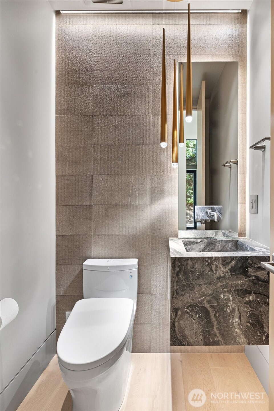 204 Northside Road , Bellevue, WA 98004