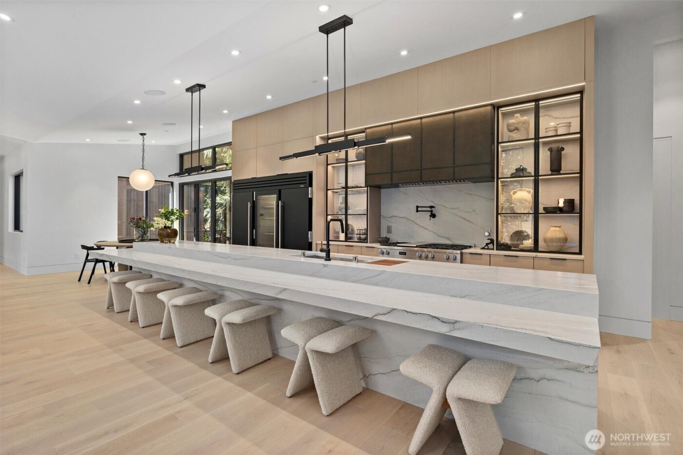 204 Northside Road , Bellevue, WA 98004