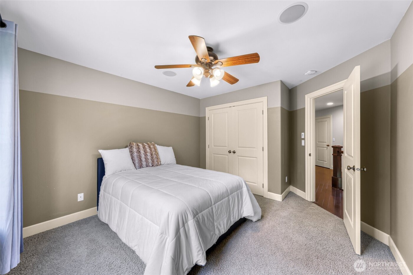 2259 H Street , Blaine, WA 98230