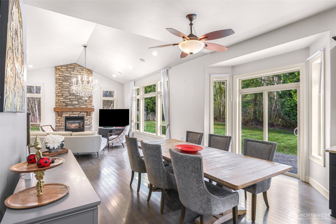 2259 H Street , Blaine, WA 98230