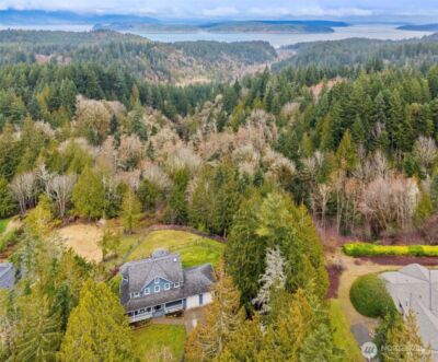 9916 NW Dishman Road , Bremerton, WA 98312