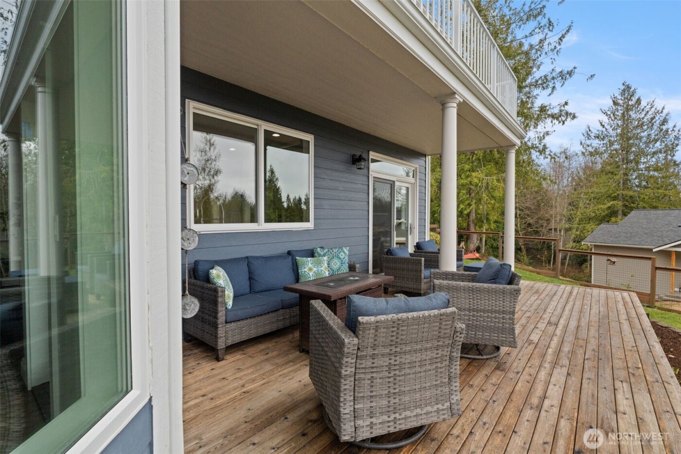 9916 NW Dishman Road , Bremerton, WA 98312