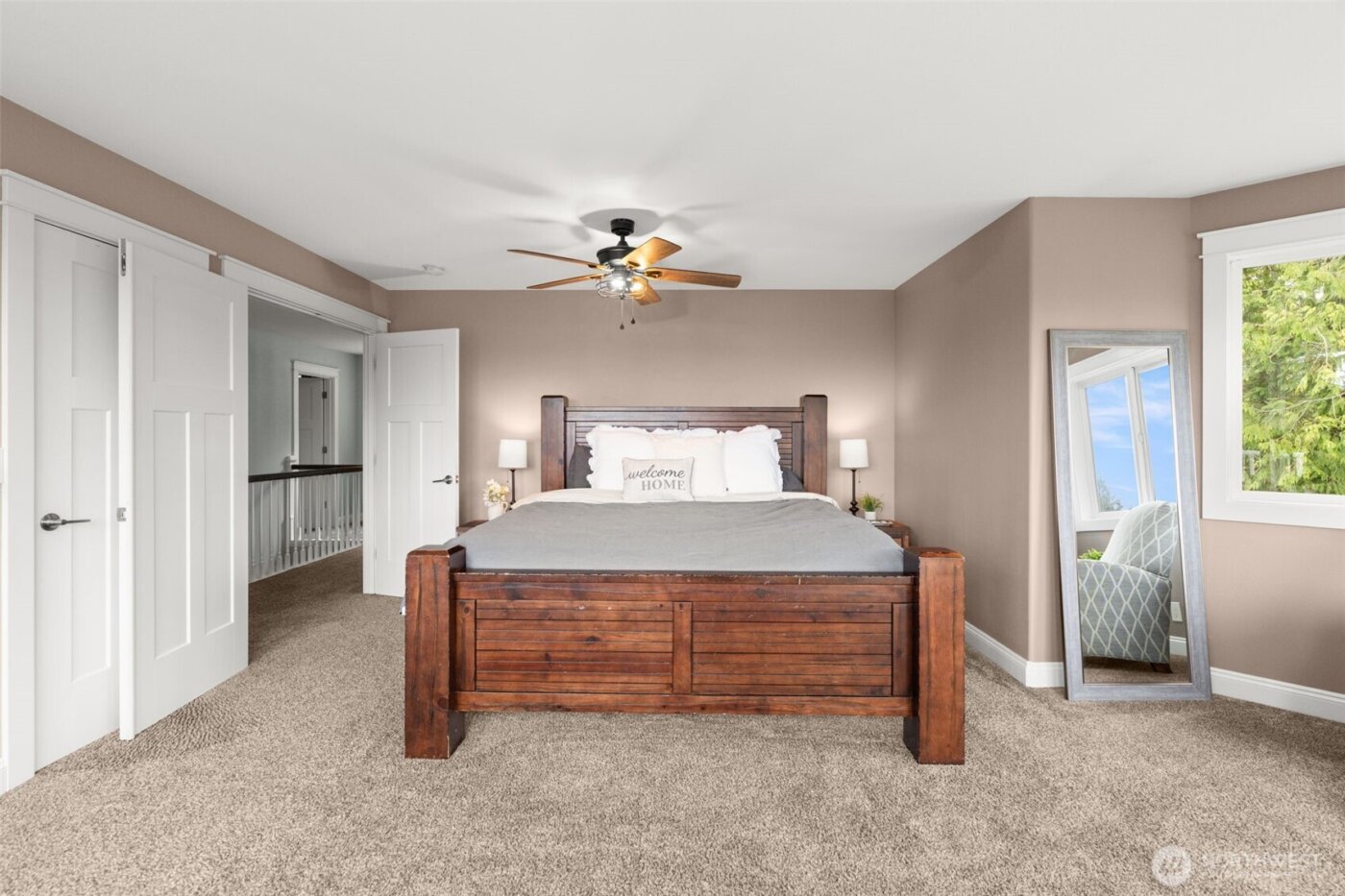 9916 NW Dishman Road , Bremerton, WA 98312