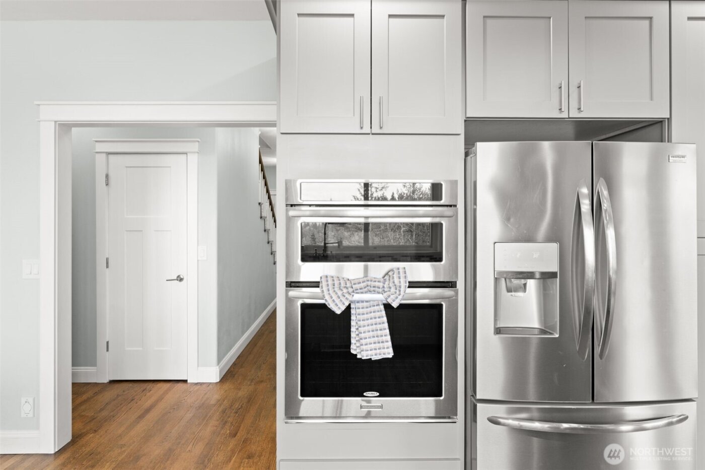 9916 NW Dishman Road , Bremerton, WA 98312