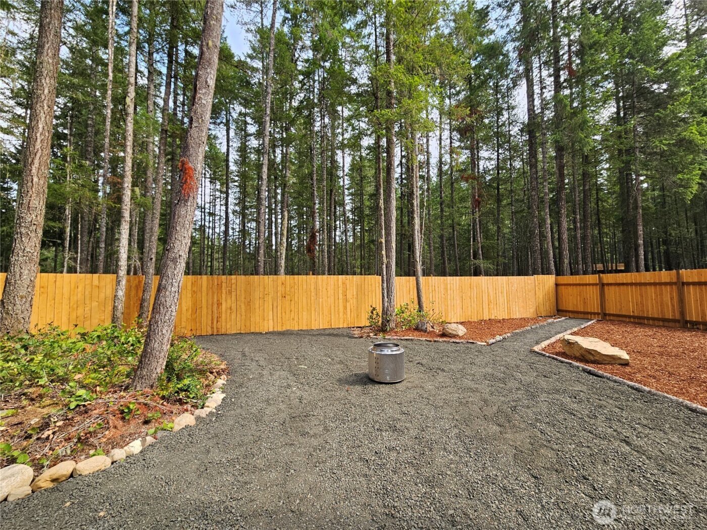 131 N Buckhorn Way , Hoodsport, WA 98548