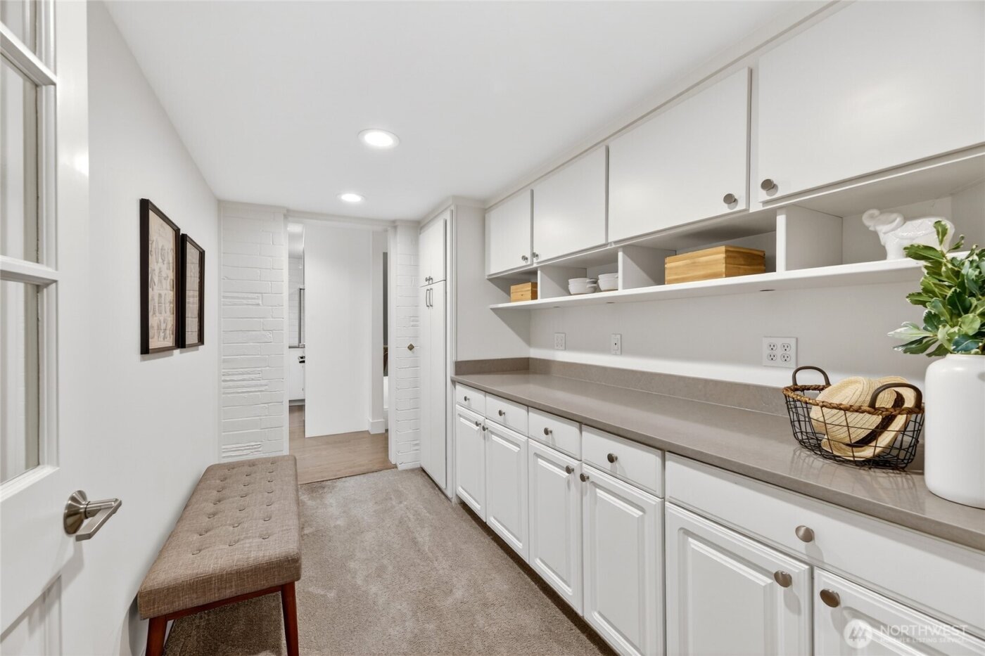 3439 42nd Avenue W, Seattle, WA 98199