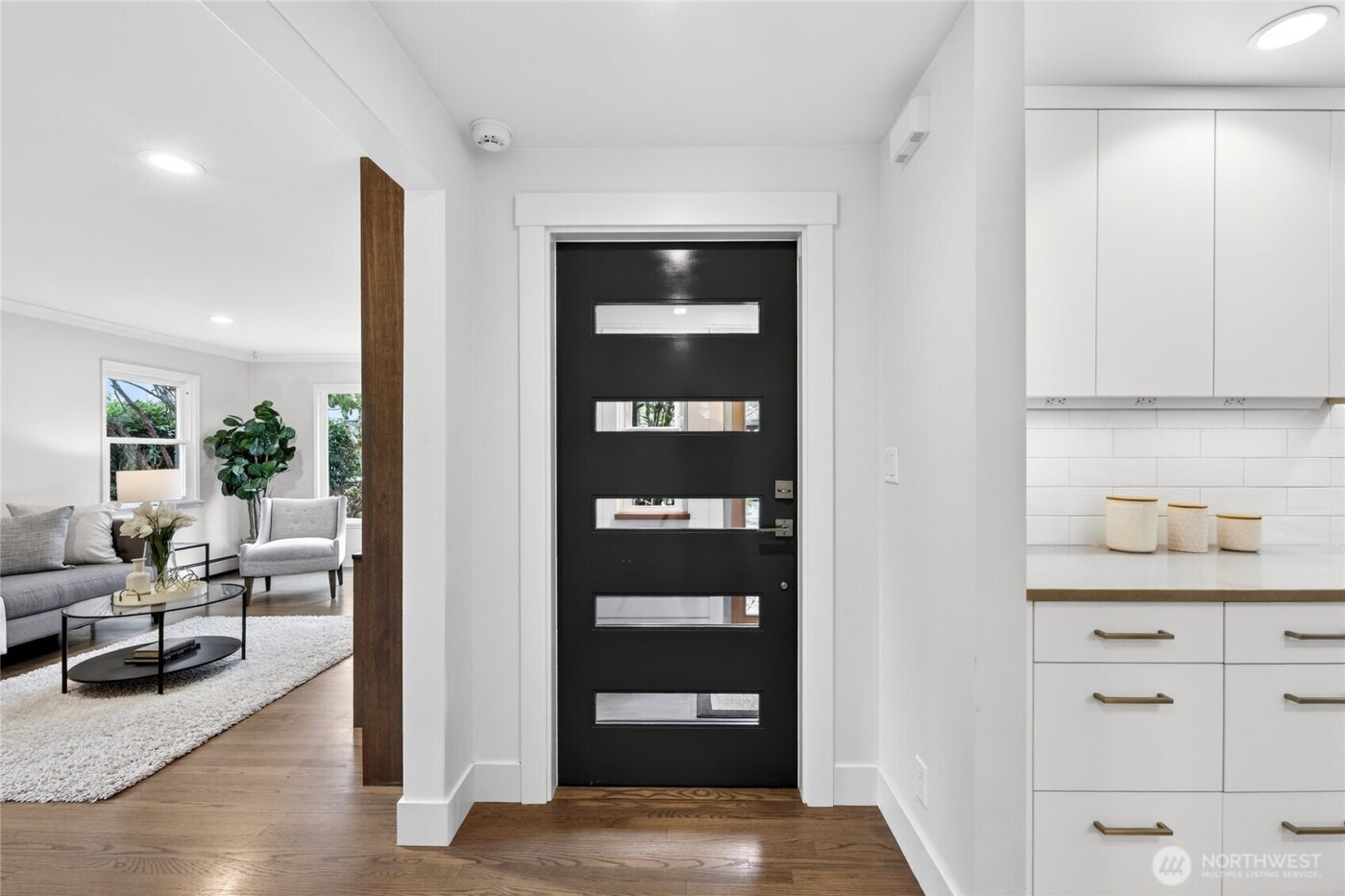 3439 42nd Avenue W, Seattle, WA 98199