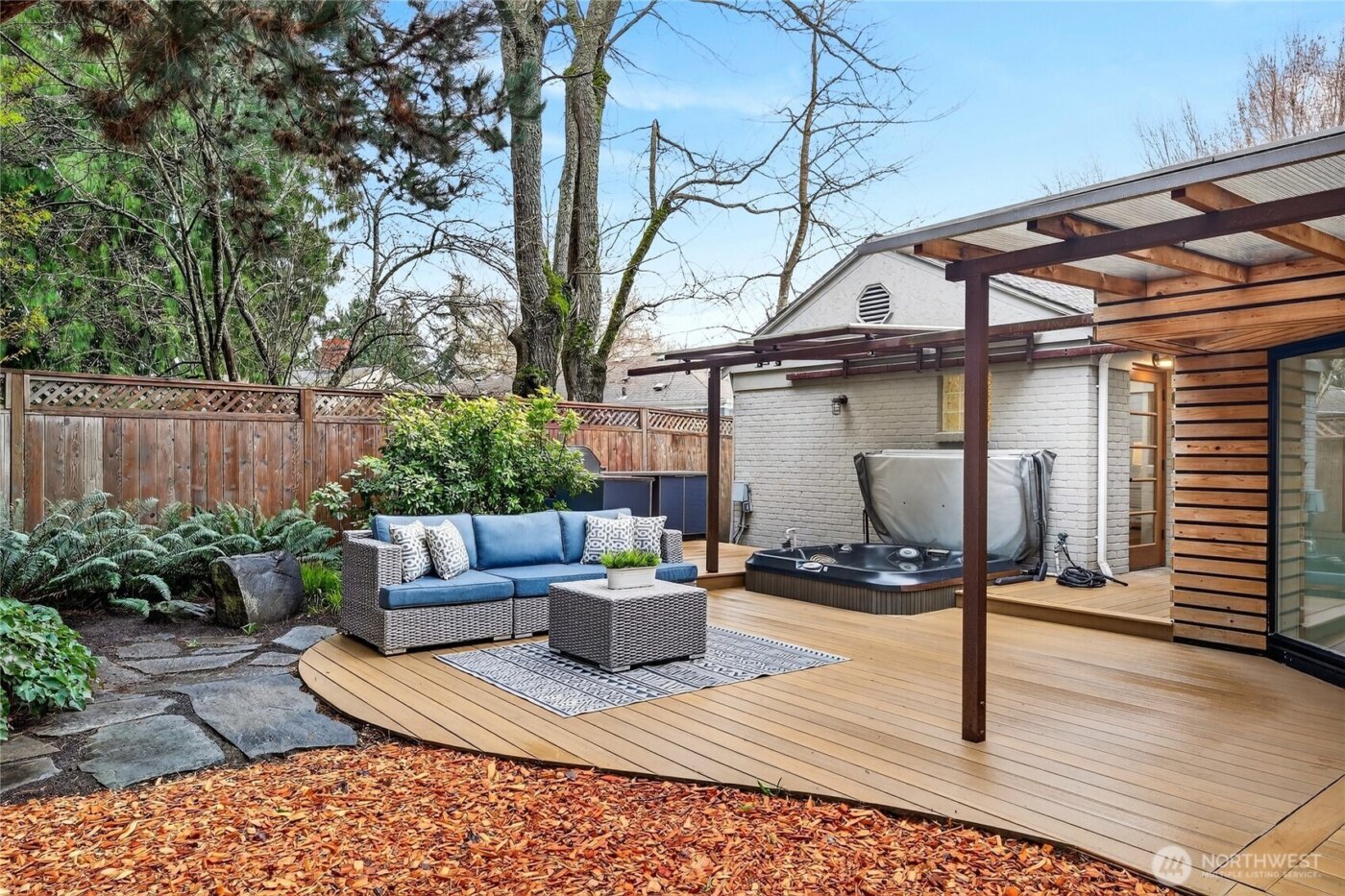 3439 42nd Avenue W, Seattle, WA 98199