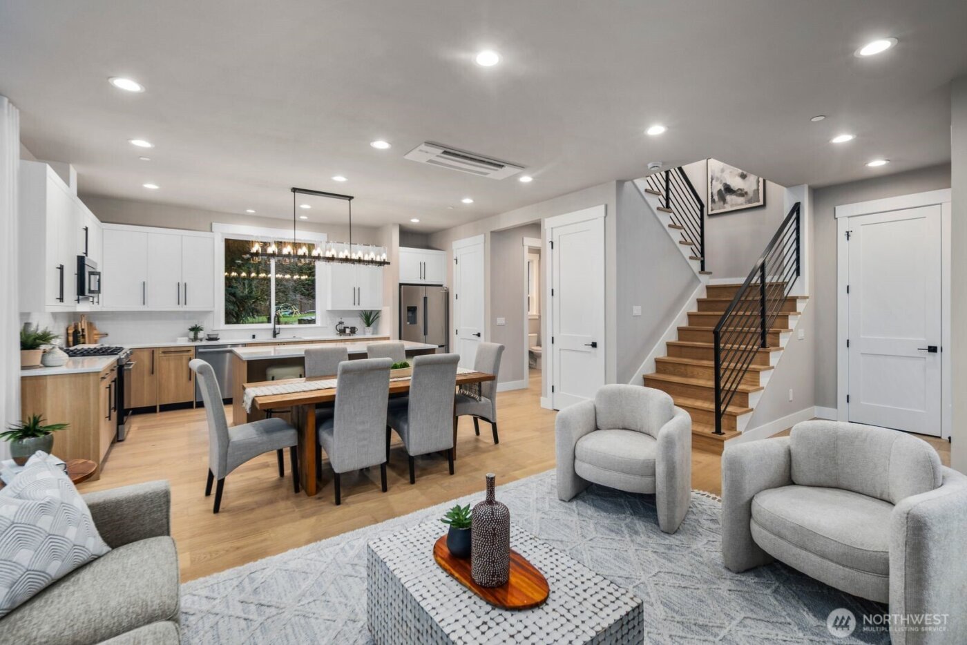 5010 114th Avenue NE, Kirkland, WA 98033