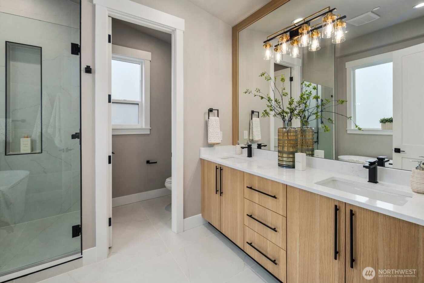 5010 114th Avenue NE, Kirkland, WA 98033