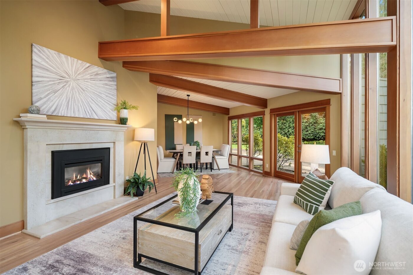 7816 NE 32nd Street , Medina, WA 98039