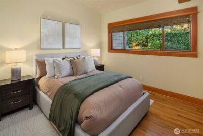 7816 NE 32nd Street , Medina, WA 98039 - Photo 30