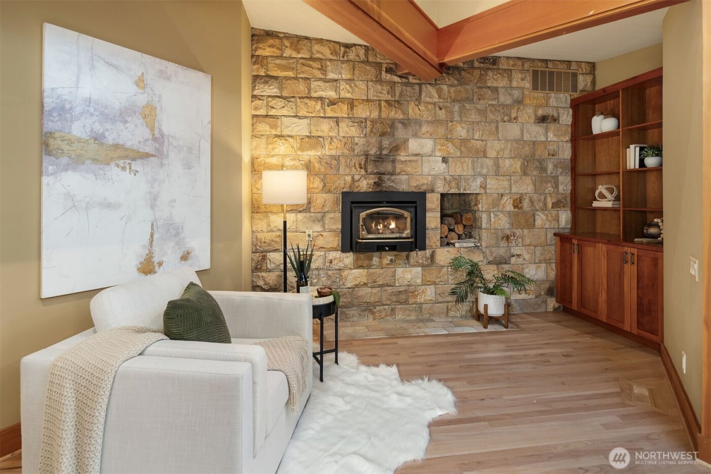 7816 NE 32nd Street , Medina, WA 98039