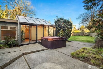 7816 NE 32nd Street , Medina, WA 98039 - Photo 36