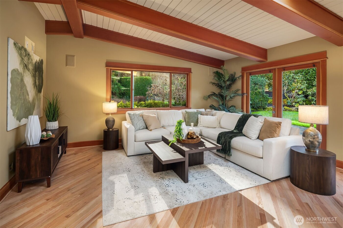 7816 NE 32nd Street , Medina, WA 98039