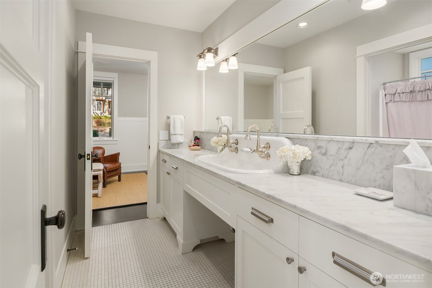 433 11th Avenue W, Kirkland, WA 98033