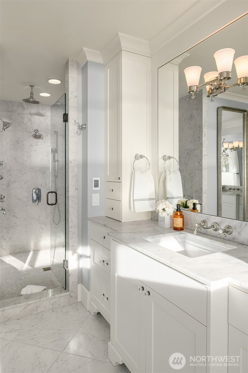 433 11th Avenue W, Kirkland, WA 98033