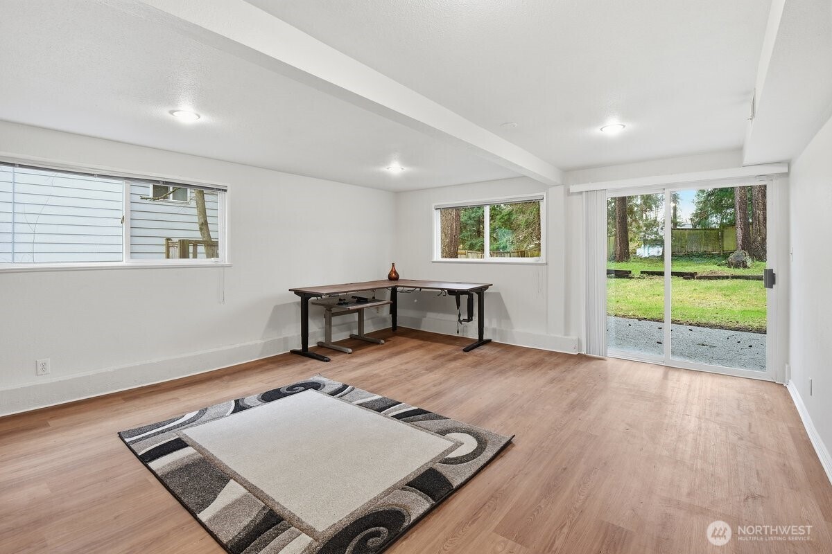 6505 182nd Place SW, Lynnwood, WA 98037