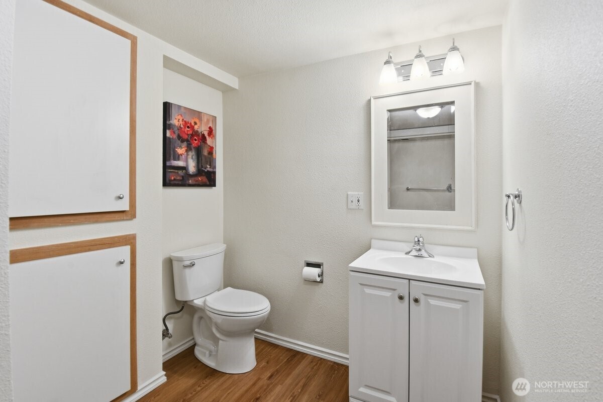 6505 182nd Place SW, Lynnwood, WA 98037