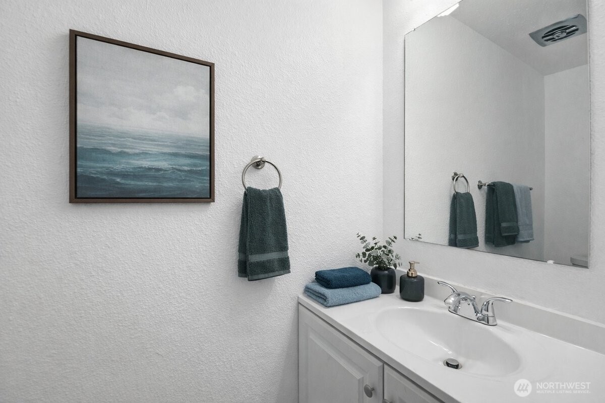 6505 182nd Place SW, Lynnwood, WA 98037