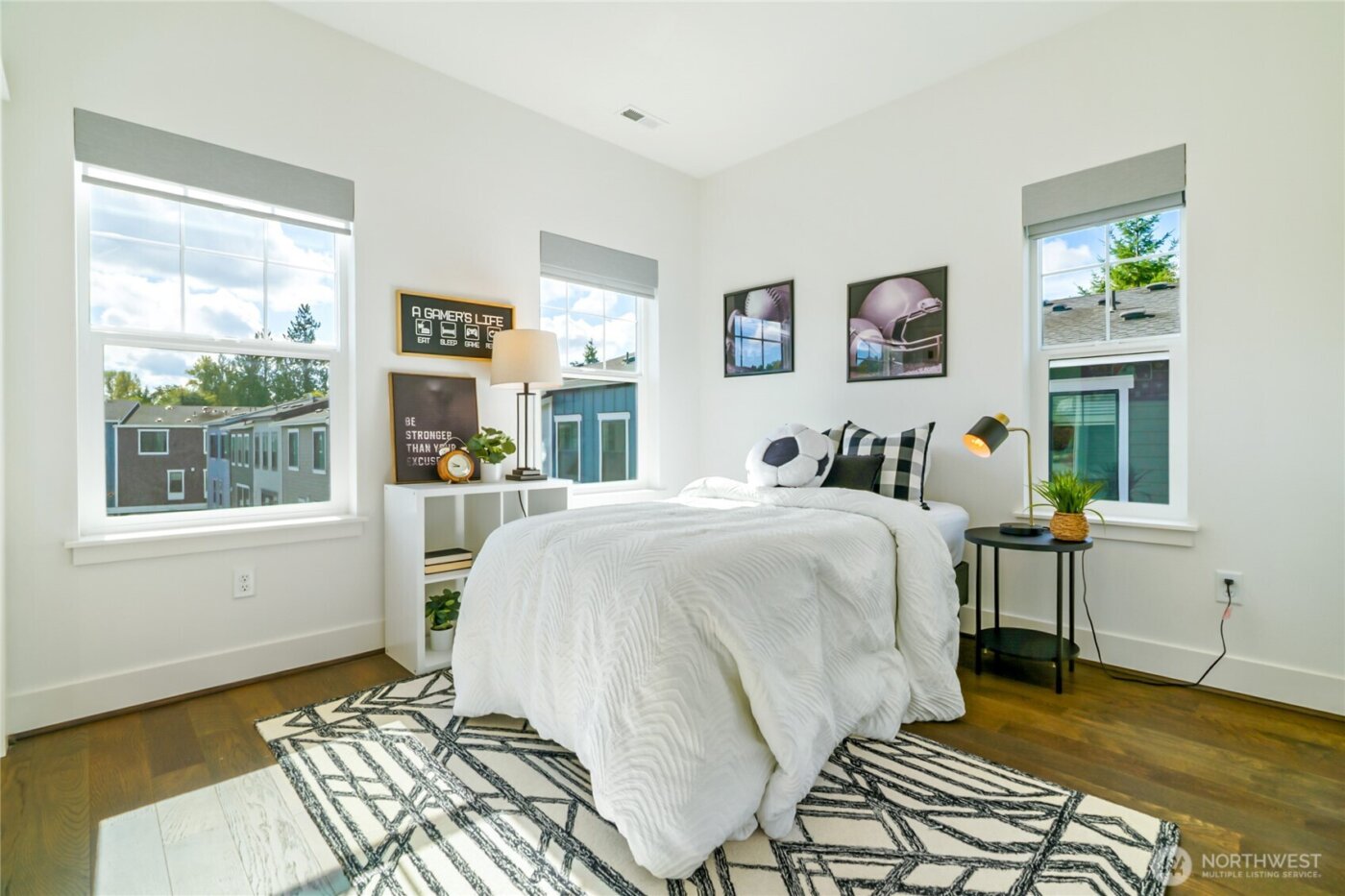 14131 266th Avenue NE #101, Duvall, WA 98019