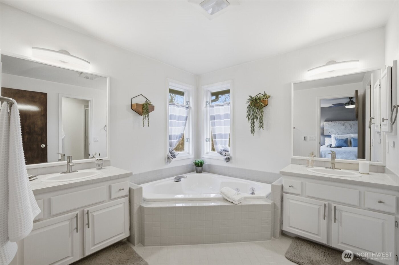 14909 228th Street SE, Snohomish, WA 98296