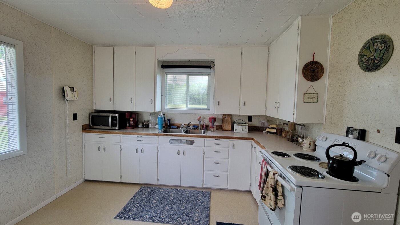 1296 US HWY 12 , Chehalis, WA 98532