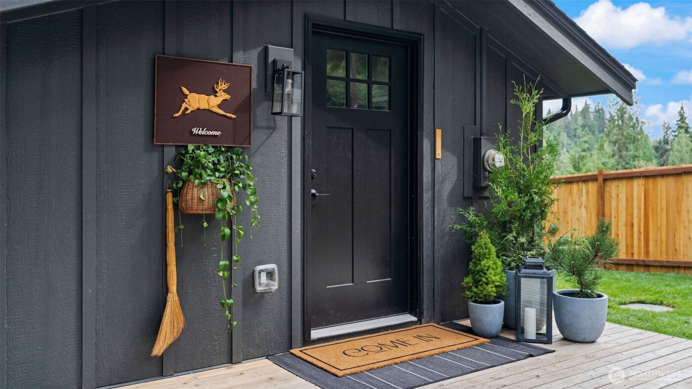 12907 Green Mountain Way , Granite Falls, WA 98252