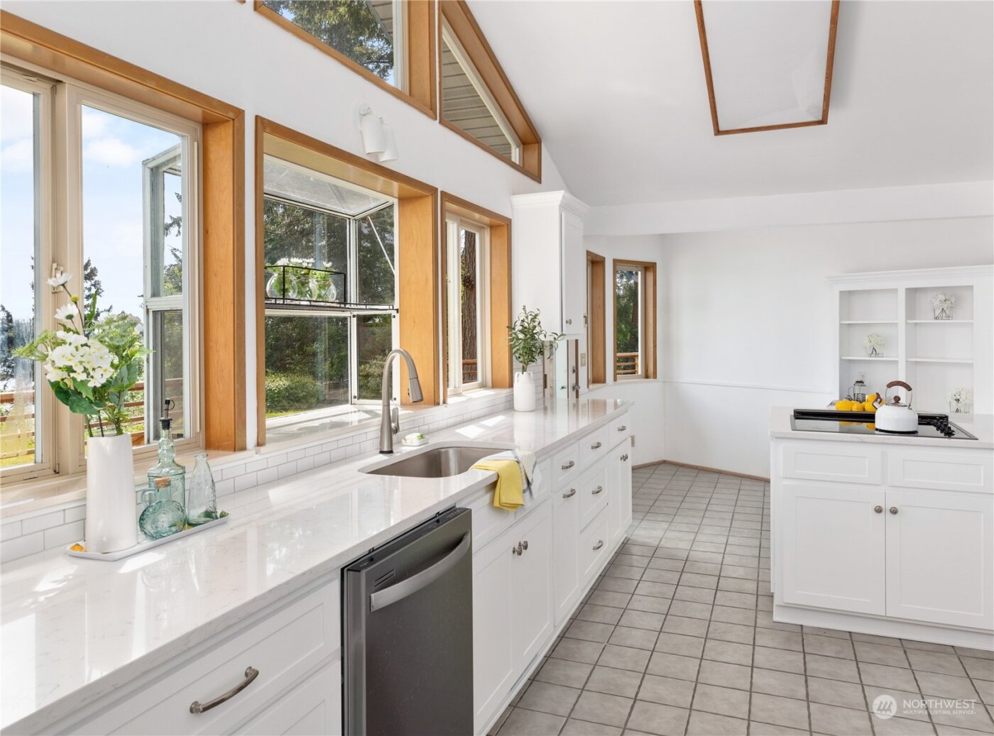 8167 Possession Ridge Lane , Clinton, WA 98236