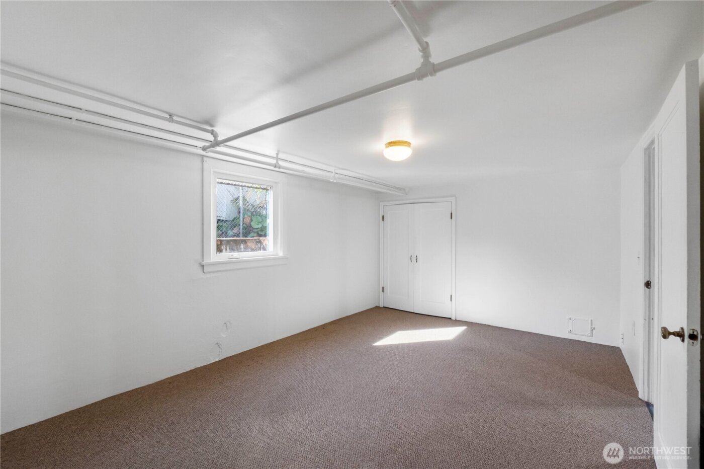 2406 54th Avenue E, Fife, WA 98424