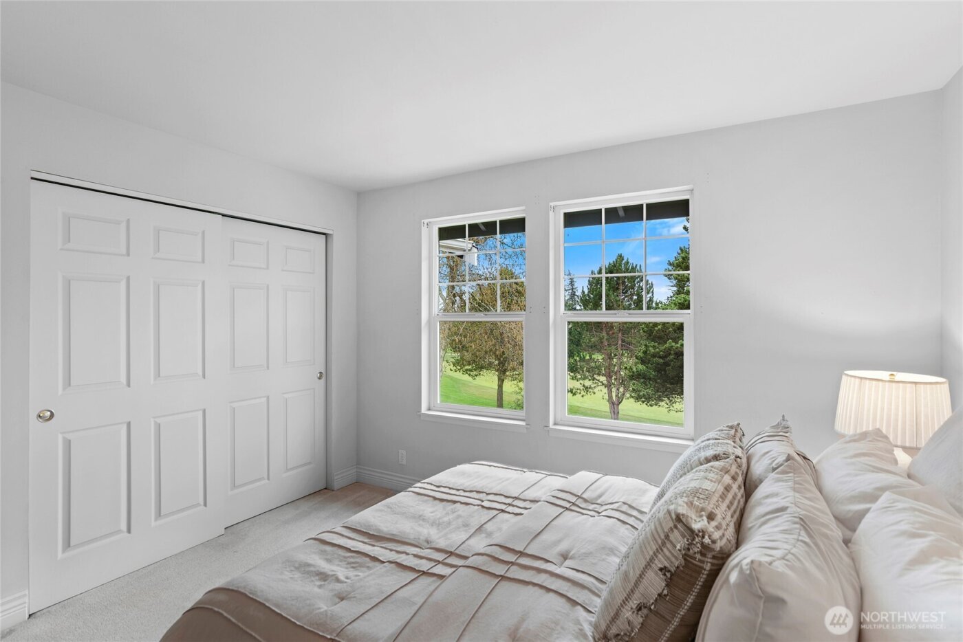 919 Cherry Avenue NE, Bainbridge Island, WA 98110