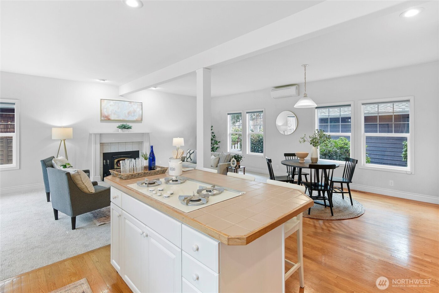 919 Cherry Avenue NE, Bainbridge Island, WA 98110