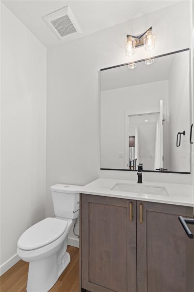 313 17th Avenue E, Seattle, WA 98112 - Photo 11